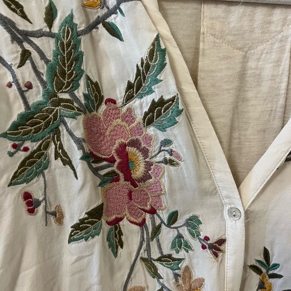 TINY Anthropologie Embroidered Button Down Blouse - Picture 2 of 12